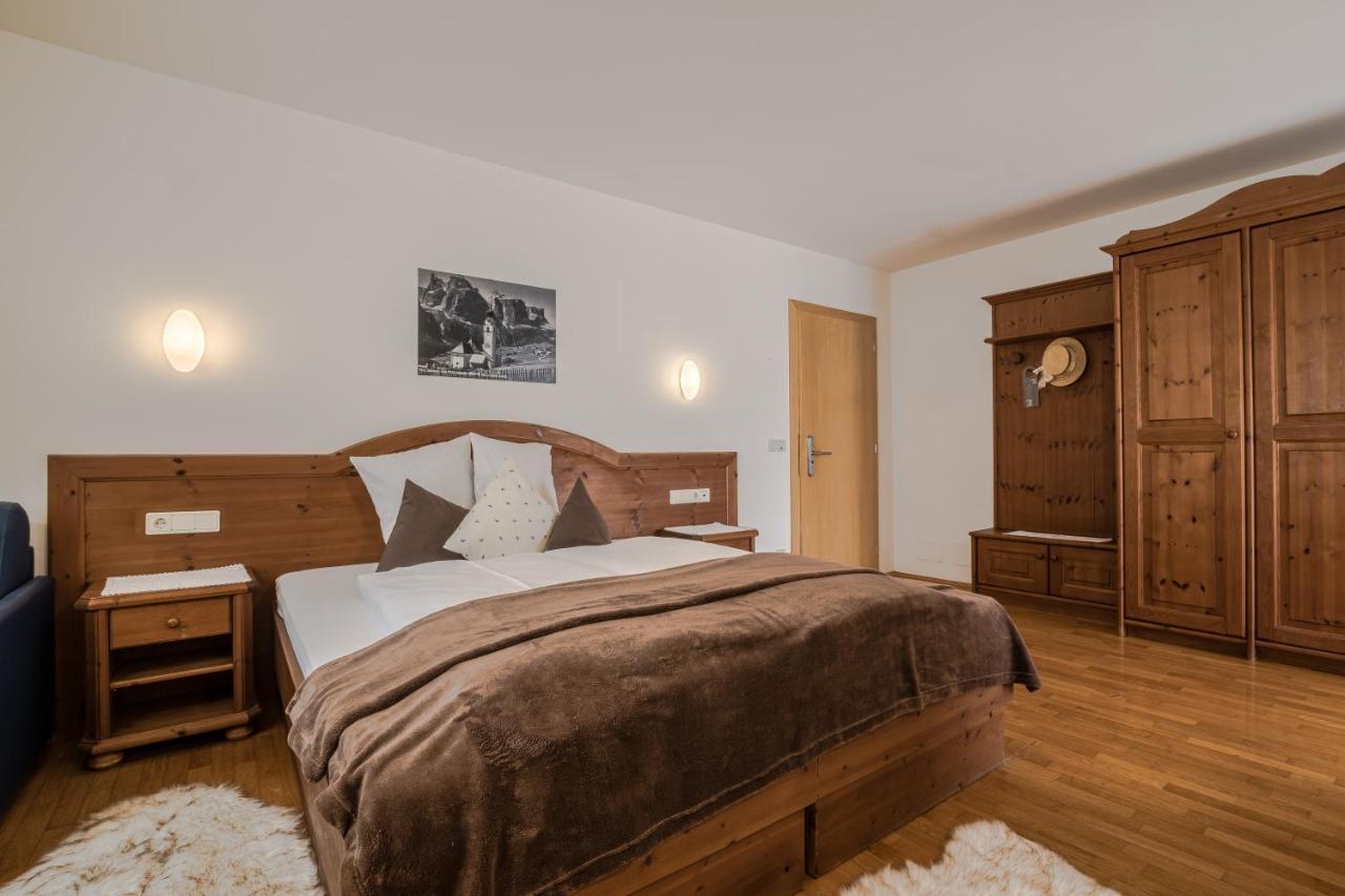 Crep Sella Hotel โคลฟอสโก ภายนอก รูปภาพ